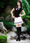  cosplay hwang_mi_hee photo school_uniform serafuku thigh-highs thighhighs twintails 