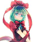  bad_id bad_pixiv_id bow front_ponytail green_eyes green_hair hair_bow hair_ribbon kagiyama_hina long_hair namie-kun ribbon smile solo touhou 