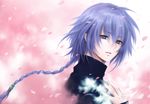  blue_eyes braid expressionless grey_hair long_hair male_focus md5_mismatch pink_background puu_(aiko) solo tales_of_(series) tales_of_rebirth veigue_lungberg 