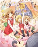  bell_pepper blonde_hair brown_hair corn hair_ornament hairclip hidamari_sketch highres miyako multiple_girls nazuna pepper school_uniform sheep yume_no_owari yuno 