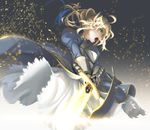  armor armored_dress artoria_pendragon_(all) blonde_hair excalibur fate/zero fate_(series) gauntlets glowing glowing_weapon green_eyes hair_ribbon light_particles open_mouth puffy_sleeves ribbon saber sharakuryousuke shouting solo sword weapon 