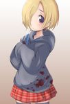  blonde_hair earrings hair_over_one_eye hood hood_down hoodie idolmaster idolmaster_cinderella_girls jewelry nasu800 pleated_skirt red_eyes shirasaka_koume short_hair skirt sleeves_past_wrists solo 