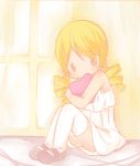  bad_id bad_pixiv_id blonde_hair drill_hair fata_(minifata) hair_ornament heart mahou_shoujo_madoka_magica nightgown pillow pillow_hug solo thighhighs tomoe_mami white_legwear yellow_eyes 