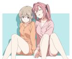  2girls albert_lee bare_legs black_ribbon blue_background breasts cleavage closed_mouth commentary grey_hair hair_intakes hair_ribbon holding_hands kamiina_botan kamiina_botan_yoeru_sugata_wa_yuri_no_hana long_hair multiple_girls open_mouth orange_shirt orange_shorts pink_hair pink_shirt pink_shorts purple_eyes ribbon shirt short_hair shorts sitting smile tonami_ibuki two-tone_background two_side_up untranslatable_commentary white_background yuri 