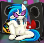  daft_punk deadmau5 dj equine eyewear female feral friendship_is_magic glasses hair headphones helmet horn horse mammal my_little_pony pony pussy rawrcharlierawr smile solo speakers stereo sunglasses two_tone_hair unicorn vinyl_scratch_(mlp) 