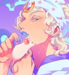  1boy blonde_hair blue_eyes blue_lips blue_nails commentary cropped danny_(sbr) delicourse english_commentary hat highres hood hood_down hoodie horseshoe horseshoe_hat_ornament horseshoe_ornament johnny_joestar jojo_no_kimyou_na_bouken looking_at_viewer makeup male_focus medium_hair mouse_(animal) nail_polish solo star_(symbol) star_print steel_ball_run white_hat white_hoodie 