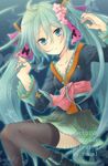  aqua_eyes aqua_hair flower hair_flower hair_ornament hatsune_miku long_hair natsumi_yuu project_diva_(series) project_diva_2nd skirt solo thighhighs twintails very_long_hair vocaloid 