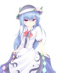  blue_hair bow food fruit hat highres hinanawi_tenshi josephine_(twin_tail_rabbit) long_hair peach red_eyes smile solo touhou very_long_hair 