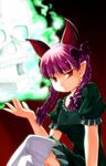  alternate_hair_color animal_ears bow braid cat_ears crossed_legs dress extra_ears ghost green_dress hair_bow horikawakyo kaenbyou_rin light_smile looking_at_viewer open_hand pointy_ears purple_hair red_background red_eyes short_hair sitting skull solo thighhighs touhou twin_braids twintails white_legwear 