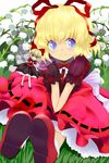  blonde_hair blue_eyes bow doll dress flower hair_bow highres ishikkoro lily_of_the_valley medicine_melancholy multiple_girls short_hair sitting skirt smile su-san touhou v_arms wings 