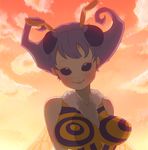  antennae backlighting bare_shoulders bee_girl breasts donguri_(acorncafe) insect_girl large_breasts looking_at_viewer monster_girl purple_hair q-bee short_hair sky smile solo twilight upper_body vampire_(game) 