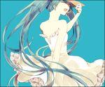  aqua_hair bad_id bad_pixiv_id bare_shoulders dress from_behind hat hatsune_miku kanatsuki long_hair looking_back open_mouth simple_background smile solo twintails very_long_hair vocaloid white_dress 