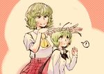  2girls antennae ascot green_hair kazami_yuuka multiple_girls short_hair touhou tsuga wreath wriggle_nightbug 