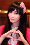  alodia_gosiengfiao cosplay heart heart_hands ribbon 
