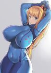  1girl arms_up blonde_hair blue_eyes bodysuit breasts huge_breasts long_hair looking_at_viewer metroid nagase_haruhito navel ponytail samus_aran simple_background skin_tight solo thick_thighs thighs very_long_hair wide_hips zero_suit 