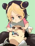  1girl blonde_hair blue_eyes brown_hair brushing_teeth child double_bun father_and_daughter green_eyes hat jojo_no_kimyou_na_bouken kuujou_jolyne kuujou_joutarou multicolored_hair stone_ocean toothbrush two-tone_hair u-min younger 