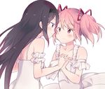  akemi_homura bad_id bad_pixiv_id bare_shoulders blush bow dress eye_contact hair_ribbon hairband holding_hands interlocked_fingers kaname_madoka long_hair looking_at_another mahou_shoujo_madoka_magica multiple_girls ribbon simple_background smile tachi_(gutsutoma) white_background white_dress 