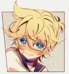  1boy black_choker black_sailor_collar blonde_hair blue_eyes blush border choker cowlick eyes_visible_through_hair hair_between_eyes highres kagamine_len looking_at_viewer male_focus mattari_haruto messy_hair outside_border portrait sailor_collar shirt short_hair solo speech_bubble vocaloid white_shirt 