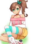  bare_shoulders blush brown_hair butterfly_hair_ornament choker chousoku_henkei_gyrozetter green_eyes hair_ornament highres inaba_rinne kou_(garakuta_teikoku) long_hair long_sleeves looking_at_viewer ribbon_choker roller_shoes shoes shorts side_ponytail single_thighhigh sitting solo striped striped_legwear thighhighs 