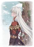  1boy absurdres brown_gloves closed_mouth commentary_request copyright_name duke_pantarei elbow_gloves falling_petals gloves hand_on_tree highres light_smile long_hair looking_up male_focus omitatamio petals red_eyes robe solo tales_of_(series) tales_of_vesperia tree white_hair 