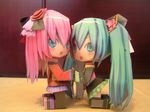  :3 aqua_eyes blush chou_(module) green_eyes green_hair hana_(module) hatsune_miku highres kneeling long_hair looking_at_viewer magnet_(vocaloid) megurine_luka multiple_girls pantyhose papercraft photo pink_hair project_diva_(series) project_diva_2nd skirt thighhighs twintails very_long_hair vocaloid 