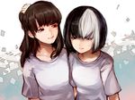  akumu-chan black_hair bob_cut brown_hair highres koto_yuiko long_hair multicolored_hair multiple_girls mutoi_ayami nonko_(pgup) shirt short_hair side-by-side silver_hair sweatdrop t-shirt two-tone_hair 