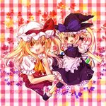  anna_(small_night) blonde_hair cosplay costume_switch flandre_scarlet flandre_scarlet_(cosplay) hat kirisame_marisa kirisame_marisa_(cosplay) long_hair multiple_girls ribbon touhou wings 