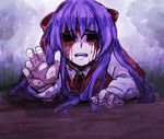  bleeding blood crawling ellen_(majo_no_ie) kuroha_ai long_hair majo_no_ie no_eyes purple_hair rain reaching solo spoilers 