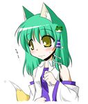  animal_ears blush cat_ears fox_tail green_hair harunatsu_akito kemonomimi_mode kochiya_sanae lowres simple_background solo sweat tail touhou wavy_mouth yellow_eyes 