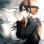  bed black_eyes black_hair jianmo_sl kirito lying male_focus on_side red_string solo string sword_art_online 