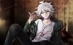  bad_id bad_pixiv_id banned_artist blood danganronpa grey_eyes harano highres hood hoodie jacket komaeda_nagito long_hair male_focus pointing sitting smile solo super_danganronpa_2 white_hair 