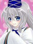  blue_eyes blush hands_in_opposite_sleeves hat japanese_clothes light_particles light_smile lips looking_at_viewer mononobe_no_futo ponytail purple_background setsuna_rio short_hair silver_hair solo tate_eboshi touhou 