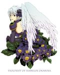  angel_wings bangs black_gloves character_name copyright_name elbow_gloves eyebrows_visible_through_hair eyelashes flower from_behind gloves hair_between_eyes hair_flower hair_ornament hand_on_own_arm holding_arm looking_at_viewer looking_back mofuko ocarina_(violinist_of_hameln) parted_lips pauldrons purple_flower scar scar_across_eye short_hair simple_background smile solo text_focus violinist_of_hameln white_background white_hair white_wings wings 
