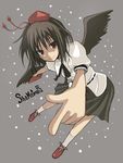  black_wings foreshortening geta hands hat lockheart looking_at_viewer shameimaru_aya smile solo tengu-geta touhou wings 