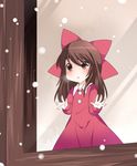  bow brown_eyes brown_hair dress from_outside hair_bow hakurei_reimu hammer_(sunset_beach) long_hair minigirl red_dress snow solo touhou window younger 