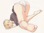  artoria_pendragon_(all) ass barefoot blonde_hair blue_eyes fate/hollow_ataraxia fate/stay_night fate_(series) jpeg_artifacts non-web_source panties saber short_hair solo takeda_hiromitsu top-down_bottom-up underwear 