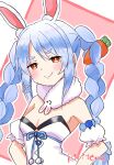  1girl animal_ear_fluff animal_ears bare_shoulders black_leotard braid breasts carrot_hair_ornament closed_mouth commentary_request detached_sleeves don-chan_(usada_pekora) dress food-themed_hair_ornament hair_ornament highres hololive kiritoma leotard looking_at_viewer outline pink_background rabbit-shaped_pupils rabbit_ears red_eyes short_eyebrows small_breasts smile smug solo strapless strapless_dress strapless_leotard symbol-shaped_pupils thick_eyebrows twin_braids twintails two-tone_background usada_pekora usada_pekora_(1st_costume) virtual_youtuber white_background white_dress white_outline white_sleeves 