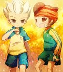  brown_hair endou_mamoru frown gloves goalkeeper gouenji_shuuya headband inazuma_eleven inazuma_eleven_(series) male_focus multiple_boys open_mouth raimon raimon_soccer_uniform soccer_uniform sportswear yoshida_(nono_ko) 