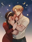 1boy 2girls anya_(spy_x_family) black_hair blonde_hair blunt_bangs blush carrying carrying_person chromatic_aberration closed_eyes commentary family hairpods highres hug moon multiple_girls nomi_owo pink_hair red_sweater shirt sidelocks signature smile spy_x_family star_(sky) sweater t-shirt twilight_(spy_x_family) yor_briar 