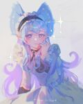  1girl ahblue alternate_costume apron artist_name beads black_choker black_hairband blue_hair blush bow bow_hairband choker chromatic_aberration closed_mouth cowboy_shot crossed_bangs dress english_commentary enmaided eyelashes frilled_hairband frills genshin_impact gradient_hair hair_between_eyes hairband hand_on_own_face hand_up highres japanese_clothes lips long_hair long_sleeves looking_at_viewer maid multicolored_hair nihongami pink_lips pink_pupils pointy_ears purple_bow purple_dress purple_eyes purple_hair sidelocks simple_background smile solo sparkle standing two-tone_hair very_long_hair wa_maid waist_apron wavy_hair white_apron white_background wide_sleeves yumemizuki_mizuki 