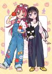  >_o 2girls :o absurdres akemi_homura apple artist_name badtz-maru bird black_hair black_overalls blue_overalls border bow circle closed_mouth commentary_request cross food fruit grid_background hair_ribbon hairband hand_up headband hello_kitty hello_kitty_(character) high_ponytail highres holding holding_food holding_fruit invisible_floor jewelry jitome leg_up long_hair looking_at_viewer mahou_shoujo_madoka_magica mahou_shoujo_madoka_magica_(anime) multiple_girls necklace one_eye_closed outside_border overalls pants pants_rolled_up penguin pocket poigori ponytail puffy_sleeves purple_eyes red_eyes red_hair red_ribbon red_shirt ribbon sakura_kyoko sanrio shirt shoelaces shoes short_sleeves smile speech_bubble standing striped_clothes striped_shirt suspenders two-tone_shirt watch watermark white_background white_ribbon white_shirt white_shoes wristband wristwatch yellow_background yellow_shoes 