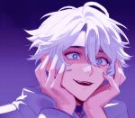  1boy alternate_costume black_choker blue_eyes choker curly_hair gradient_background grey_hair hair_between_eyes hands_on_own_cheeks hands_on_own_face head_tilt highres honkai:_star_rail honkai_(series) hood hood_down hoodie multicolored_eyes open_mouth phainon_(honkai:_star_rail) phainonsgirlie purple_background shade shaded_face short_hair simple_background solo teeth upper_body upper_teeth_only wide-eyed yandere yellow_pupils 