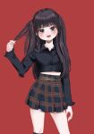  1girl bad_id bad_twitter_id black_hair black_shirt blunt_bangs closed_mouth commentary_request cowboy_shot crop_top gfriend korean_commentary long_hair looking_at_viewer red_background rin_yes2 shirt sidelocks simple_background skirt solo standing twintails yerin_(gfriend) 