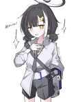  +_+ 1girl :d badge bag black_hair black_halo black_necktie black_shorts blue_archive button_badge collared_shirt commentary_request dress_shirt halo hand_on_own_chest highres hukuro_kasiwa medium_hair multicolored_hair necktie open_mouth shirt shirt_partially_tucked_in short_twintails shorts shoulder_bag simple_background smile solo sparkle streaked_hair translation_request tsubasa_(blue_archive) twintails white_background white_bag white_shirt white_streaks yellow_eyes 