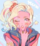  1girl :o ;o alternate_costume armlet black_hoodie blonde_hair blue_background blush brown_eyes commentary curtained_hair dark-skinned_female dark_skin fingernails flower_symbol gold_armlet gold_choker gyaru hand_up high_side_ponytail hood hood_down hoodie jewelry korean_commentary kuzuvine lipgloss long_bangs long_fingernails long_hair looking_to_the_side looking_up multicolored_nails one_eye_closed oujou_yuuna parted_bangs portrait red_lips scarabia_dorm_uniform shiny_skin side_ponytail sideways_glance sleeveless sleeveless_jacket solo star_(symbol) straight-on twisted_wonderland two-sided_fabric two-sided_hood v v_over_mouth wavy_hair white_eyeshadow yuu_(twisted_wonderland) 