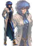  blue_hair bodysuit ghost_in_the_shell hand_in_pocket ikegami_noroshi kusanagi_motoko looking_away md5_mismatch short_hair simple_background solo trench_coat white_background zoom_layer 