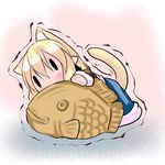  animal_ears blonde_hair chibi food hoshizuki_(seigetsu) mizuhashi_parsee puru-see short_hair solo tail taiyaki touhou trembling wagashi |_| 