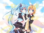  2girls blue_eyes elbow_gloves hatsune_miku kagamine_rin skura01 vocaloid 