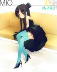  akiyama_mio bangs black_hair blunt_bangs couch don't_say_&quot;lazy&quot; hat high_heels highres k-on! kaede_(sayappa) long_hair mini_hat mini_top_hat shoes solo thighhighs top_hat zettai_ryouiki 