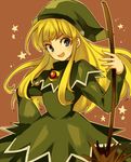  blonde_hair blue_eyes broom brown_background dress green_dress hand_on_hip hat long_hair madou_monogatari neko_ni_chikyuu puyopuyo shawl smile solo witch_(puyopuyo) 